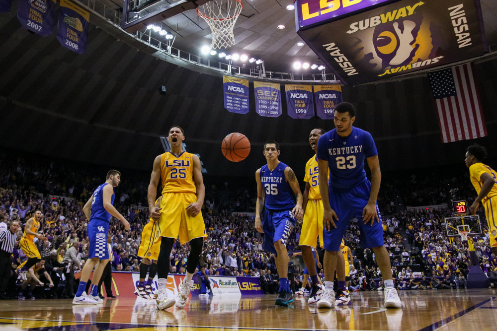 January 05 2016: LSU Tigers forward Ben Simmons (25) shows emotion after dunking the ball during the NCAA basketball game between the Kentucky Wildcats and the LSU Tigers at Pete Maravich Assembly Center in Baton Rouge, LA. (Photo Stephen Lew/Icon Sportswire)