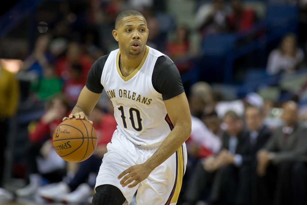 February 27, 2015 - New Orleans Pelicans guard Eric Gordon (10) during the game between the New Orleans Pelicans and the Miami Heat at Smoothie King Center in New Orleans, LA. New Orleans Pelicans defeat the Miami Heat 104-102.