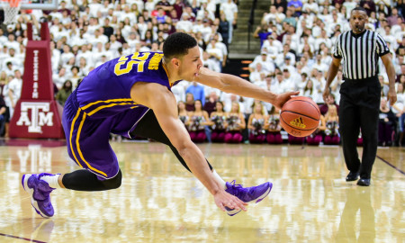 January 19, 2016: LSU Tigers forward Ben Simmons (25) attempts to save a loose ball during the LSU Tigers vs Texas A&M Aggies basketball game at Reed Arena, College Station, Texas. (Photo by Ken Murray/Icon Sportswire)
