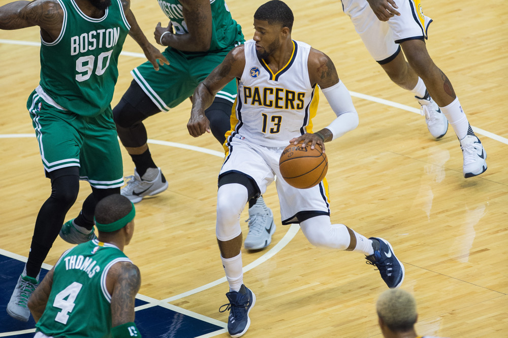 November 4, 2015: Indiana Pacers forward Paul George (13) during a NBA game between the Indiana Pacers and Boston Celtics at Bankers Life Fieldhouse in Indianapolis, IN. (Photo by Zach Bolinger/Icon Sportswire)