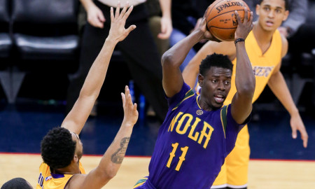 February 04, 2016:  New Orleans Pelicans guard Jrue Holiday (11) looks to pass the ball during the NBA game between the Los Angeles Lakers and the New Orleans Pelicans at the Smoothie King Center in New Orleans, LA.   Los Angeles Lakers defeated New Orleans Pelicans 99-96.  (Photograph by Stephen Lew/Icon Sportswire)