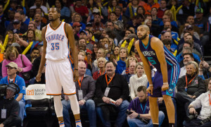 January 20, 2016 Oklahoma City Thunder Forward Kevin Durant (35) and Charlotte Hornets Guard Nicolas Batum (5) wait as the play takes shape at the Chesapeake Energy Arena in Oklahoma City (Torrey Purvey/Icon Sportswire)